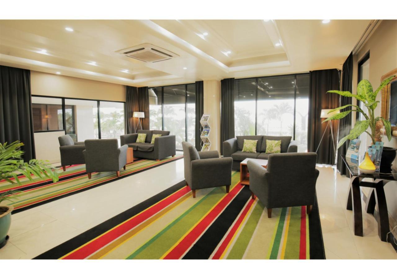 Ela Beach Hotel Порт-Морсби Экстерьер фото