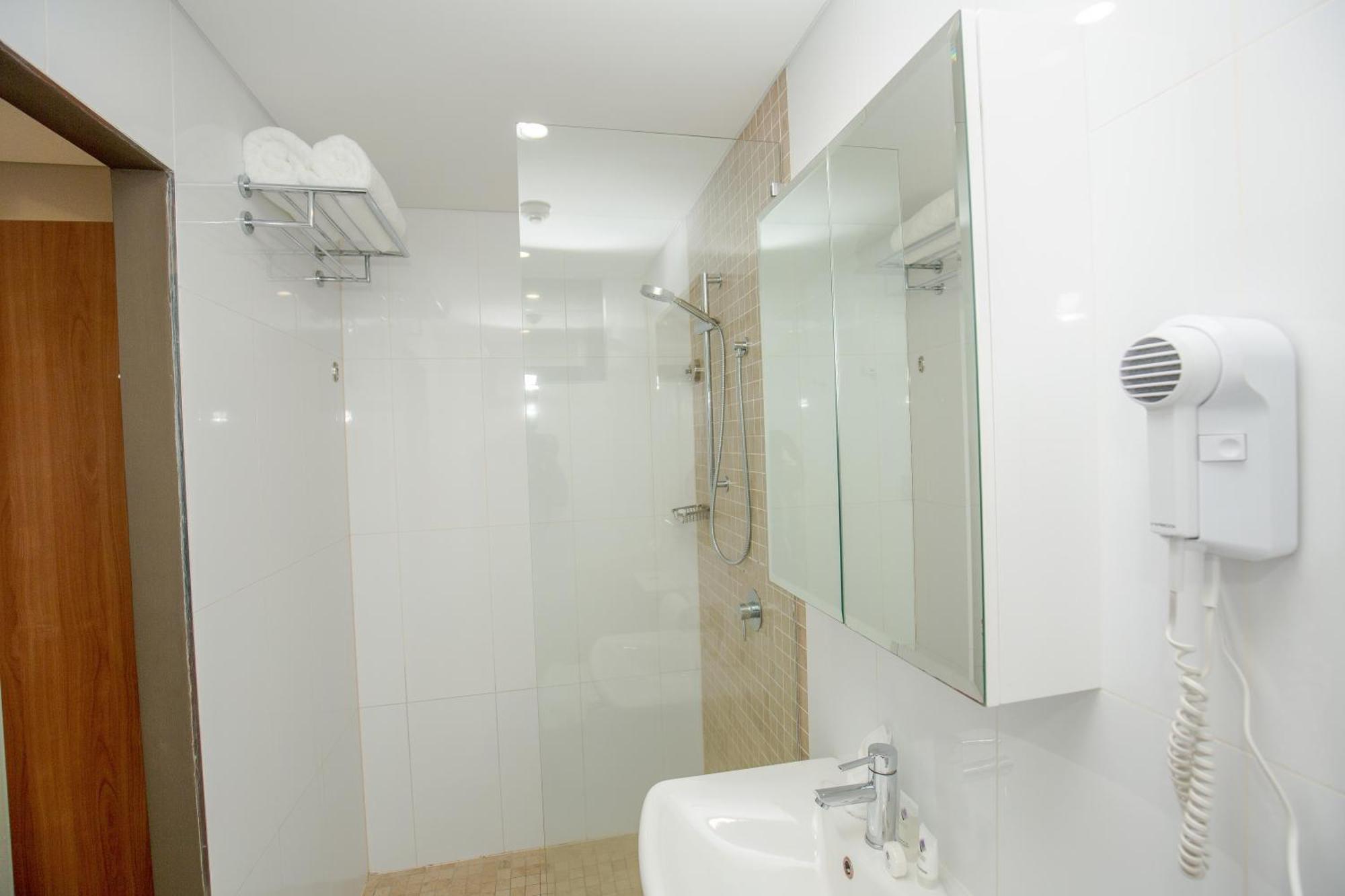 Ela Beach Hotel Порт-Морсби Номер фото